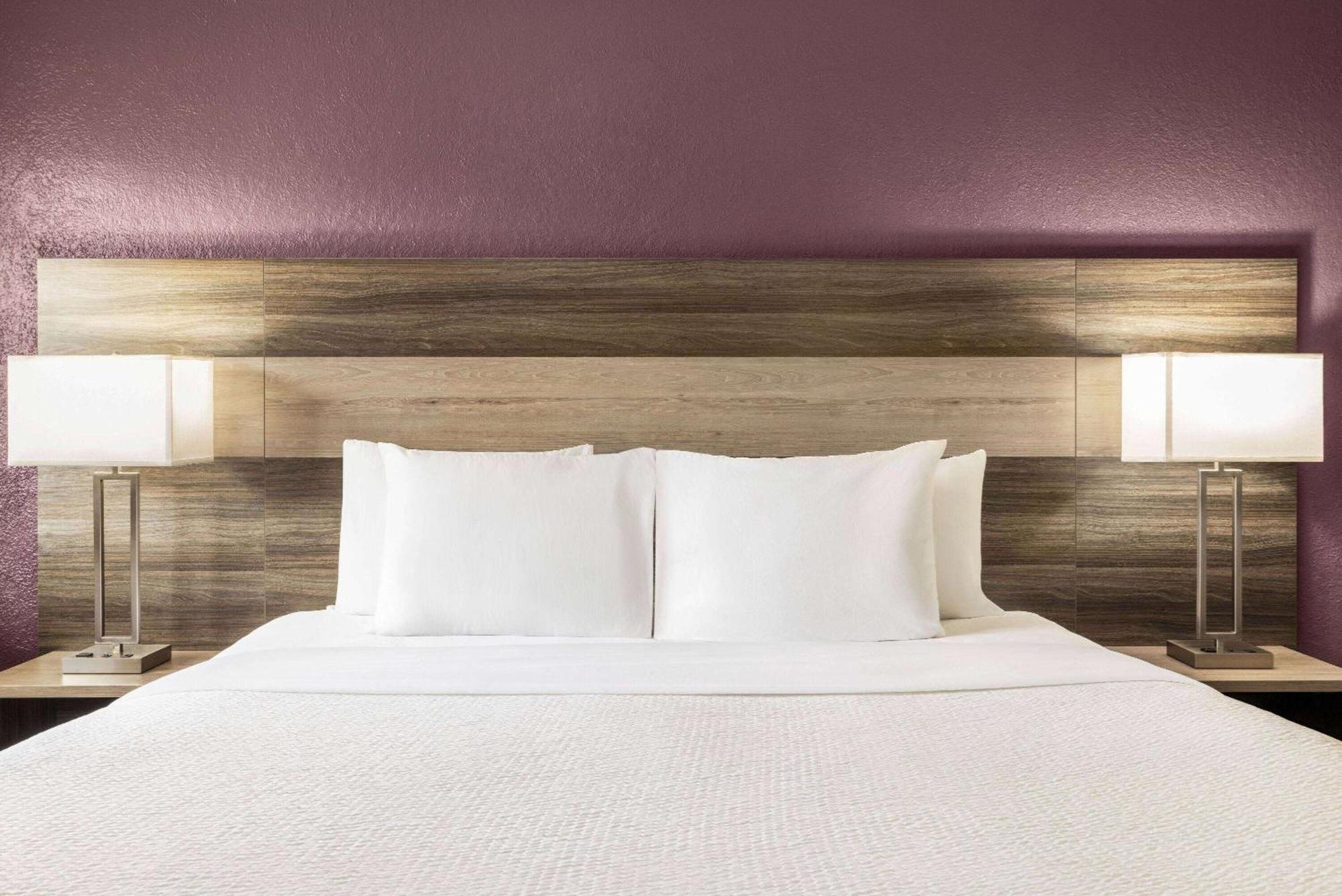 La Quinta Inn By Wyndham San Antonio Lackland Екстер'єр фото
