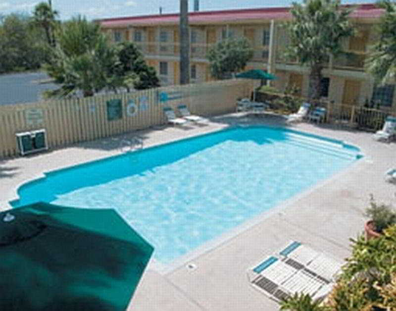 La Quinta Inn By Wyndham San Antonio Lackland Екстер'єр фото